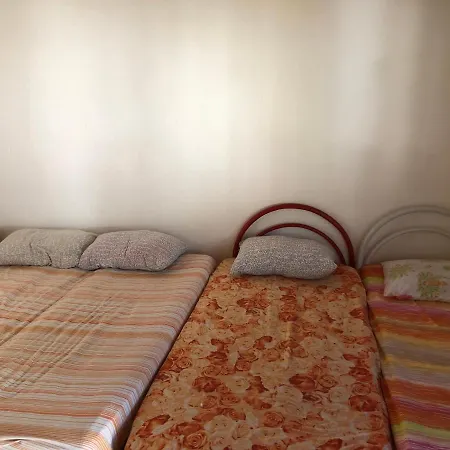 Albania شقة *